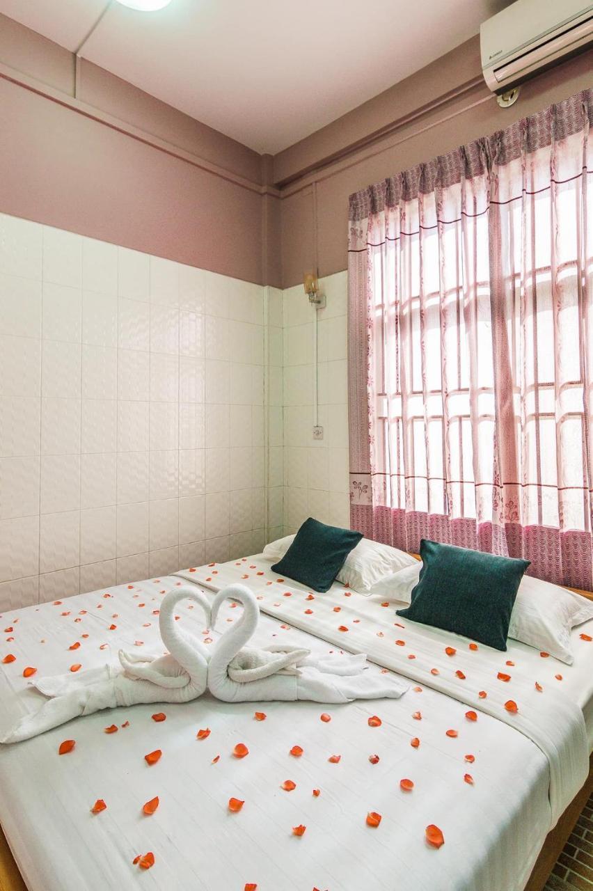 Maykha Hotel Mandalay Exterior photo